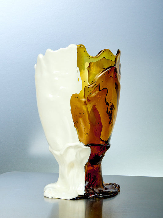 Twins Vessel